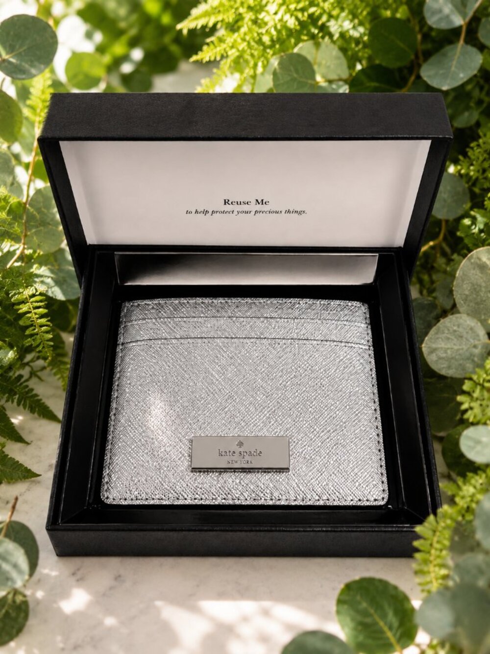 NWT Kate Spade Kenzie Silver Metallic Card Holder